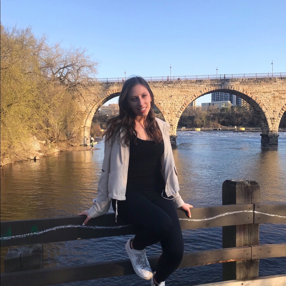 Meet your Posher, Michelle